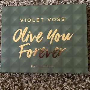 Violet  Voss Olive You Forever eyeshadow palette
